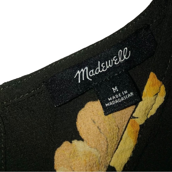 MADEWELL Black with yellow floral design short sleeved top. Size: Medium - Picture 5 of 5